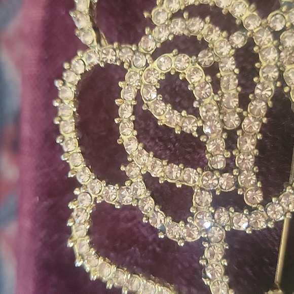 Gold Rhinestone Brooch - Picture 3 of 3